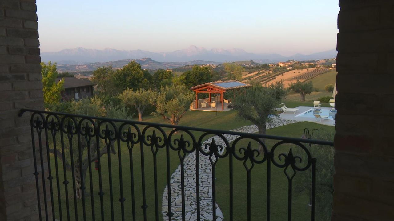Residence Colle Veroni 모스치아노 산탄젤로 외부 사진